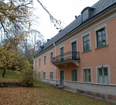 tumba hus 23.32.jpg
